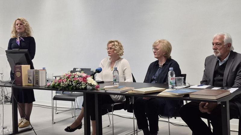 “I linguisti di Pola e dell’Istria e...
