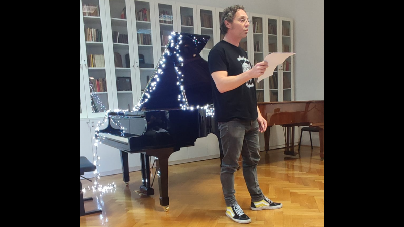 Ispraćaj stare godine punkerskim...